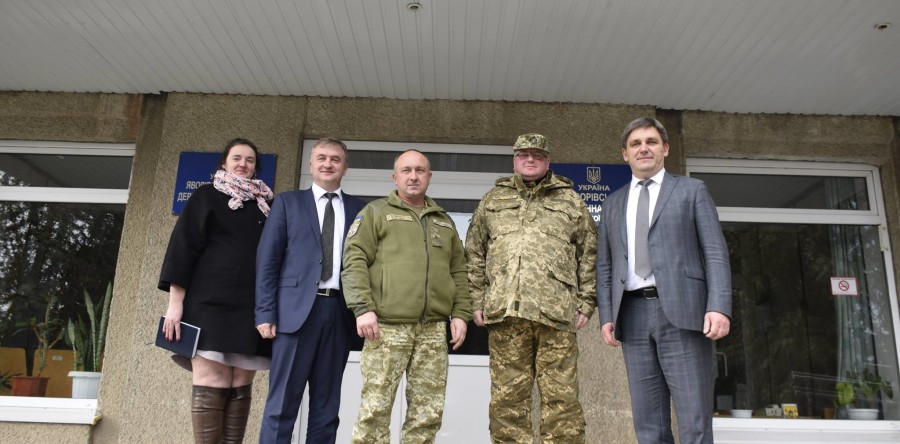 Ряд важливих питань обговорили з генерал-майором Олександром Павлюком в Яворівській РДА