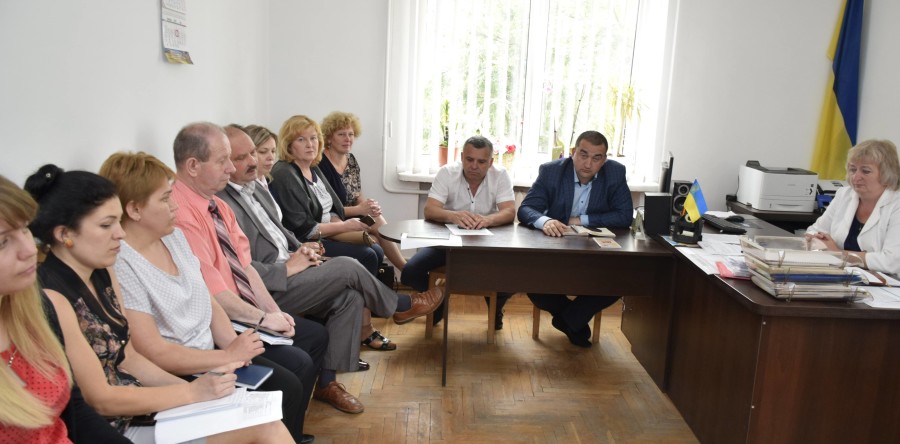 Харчовикам розповіли про переваги легалізації заробітної плати