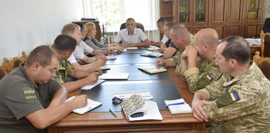 Підготовка до державних свят триває