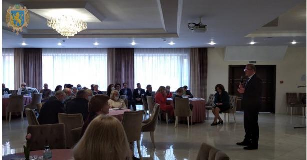 Для керівників закладів професійно-технічної освіти організували «Освітню академію»