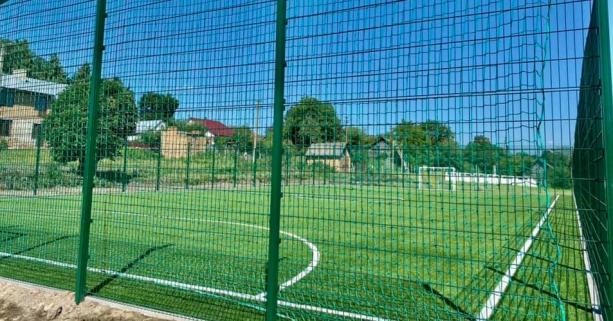 У Новояричівській громаді з’явився новий спортивний майданчик