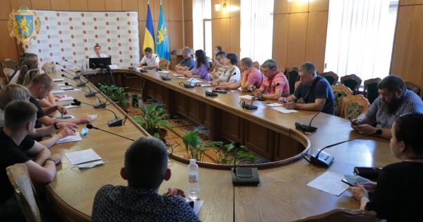 Реорганізацію ЦГЗ та надання медичної допомоги хворим на ВІЛ обговорили з представниками громадськості