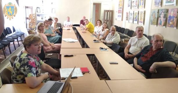 Концепцію профільної школи розглянули на засіданні Експертної ради при департаменті освіти