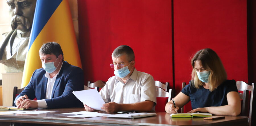 ЗАСІДАННЯ СПОСТЕРЕЖНОЇ КОМІСІЇ ЯВОРІВСЬКОЇ РДА