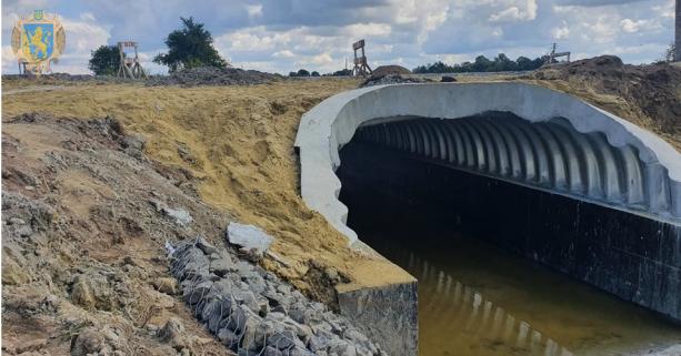 Дорожники завершують ремонтувати міст на дорозі Пирятин – Гораєць