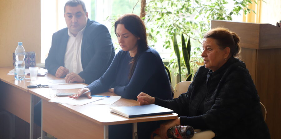 Виїздна нарада з керівниками навчальних закладів Івано-Франківської ТГ з питань проведення вакцинації від COVID-19