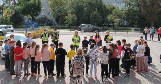Для школярів Львівщини розпочали навчання щодо безпечної поведінки на дорозі