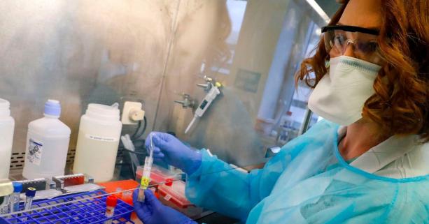 COVID-19: за добу на Львівщині зафіксували 644 нових випадки. Госпіталізували 123 особи