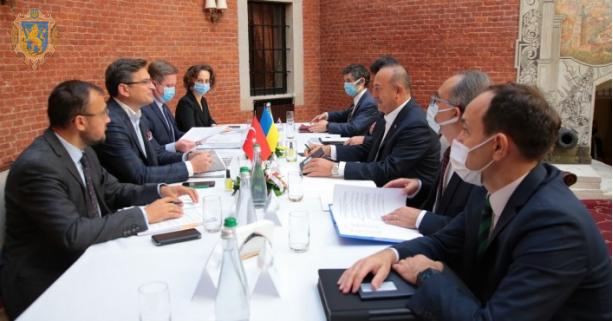 Дмитро Кулеба та Мевлют Чавушоглу провели засідання Спільної групи стратегічного планування України і Туреччини