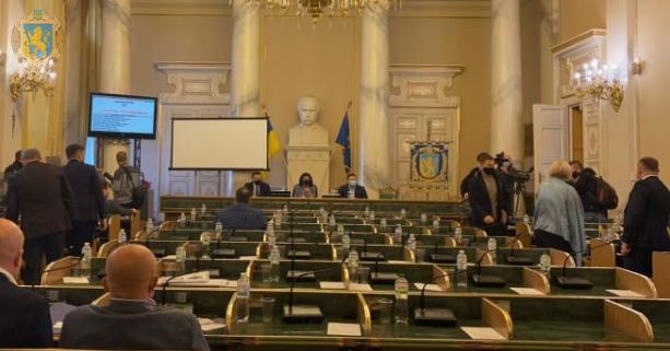 “Львівська обласна рада залишила свої лікарні мерзнути”, – Андрій Годик