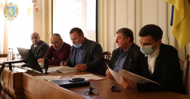 З 22 листопада в області невакциновані особи не зможуть користуватись приміським транспортом: рішення ТЕБ і НС