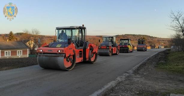 Триває ремонт ділянки автошляху Дроздовичі-Міженець-Бісковичі