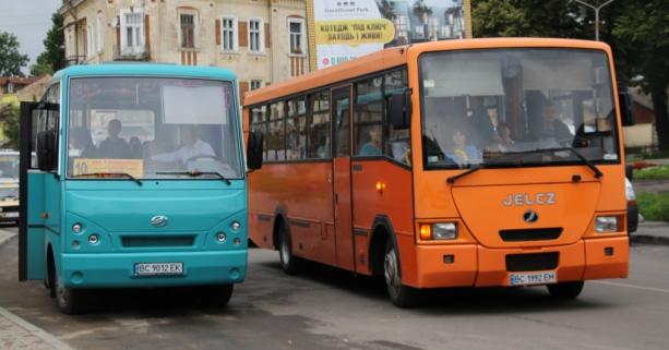 Щоденно мобільні групи виявляють одне-два порушення карантинних обмежень в громадському транспорті області