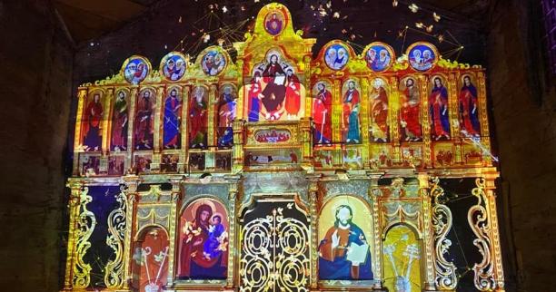 У місті Комарно відтворили іконостас за технологією 3D-мапінгу