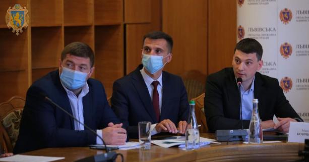 «Своєчасне затвердження обласного бюджету дозволить уже з початку 2022 року розпочати фінансування важливих видатків», – Іван Собко