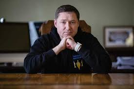 «Ми стоїмо і віримо, що світло переможе»: Максим Козицький привітав жителів Львівщини з Різдвом