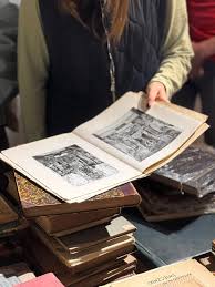 У Львові відновили унікальну бібліотеку – понад 7 000 видань про архітектуру, дизайн і мистецтво