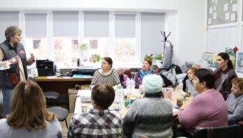 Літні люди з числа ВПО Новояворівська активно долучаються до місцевих рішень та планують розвиток на 2026 рік