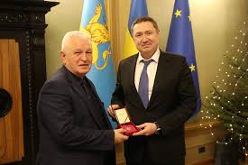 Проректор медичного університету отримав почесне звання «Заслужений працівник освіти України»