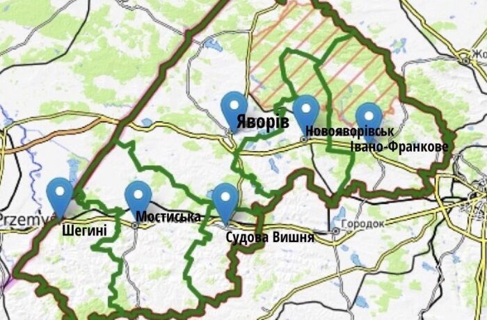 Географія району