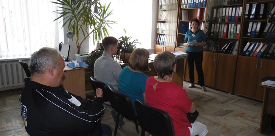 У Новояворівському центрі зайнятості розповідали про – “Руку допомоги”