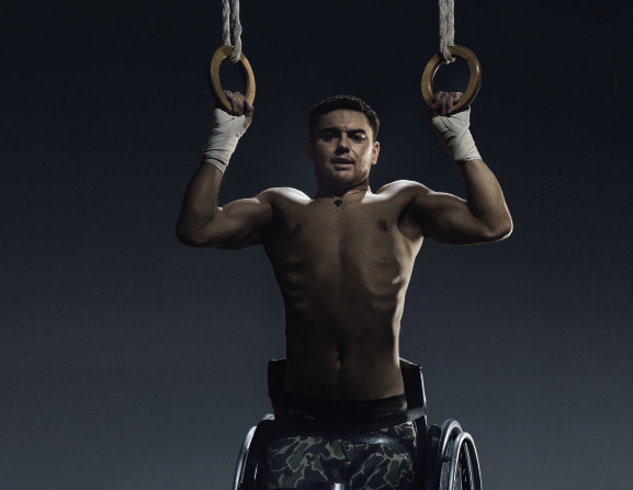 ГЕРОЙ АТО РУСЛАН ЯРИШ: “МОЯ МРІЯ – СТАТИ НА НОГИ Й КАТАТИ ВІЗОЧОК З ДИТИНОЮ”