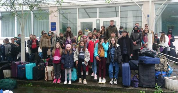 Школярі з Львівщини відпочивають та оздоровлюються в «Артеку»