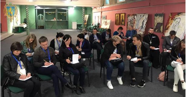 Для переможців проекту «Активуйся» організували першу зустріч-тренінг