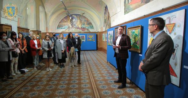 Виставку живопису художника Володимира Патика представили у Музеї історії релігії