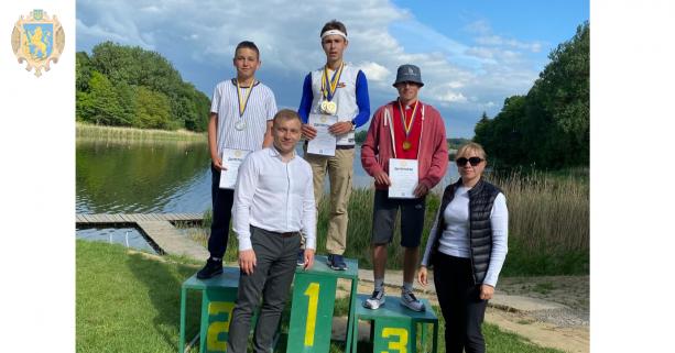 На обласному чемпіонаті з веслування на байдарках та каное розіграли 92 комплекти нагород
