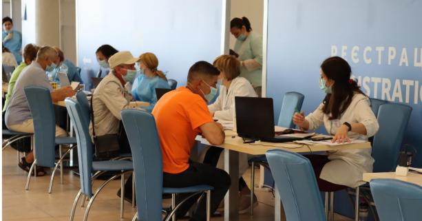 Цими вихідними на Арені “Львів” провакцинували 2447 осіб