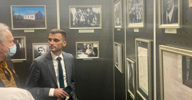 У Музеї визвольної боротьби України відкрили виставку, присвячену Миколі та Петру Дужим