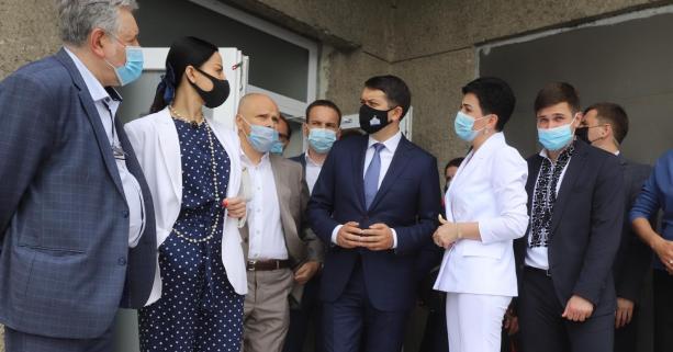 Голова Верховної Ради подякував медикам Львівської лікарні швидкої допомоги за їх роботу під час пандемії