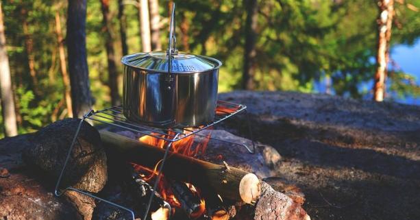 Дбаймо про довкілля: основні правила безпеки під час відпочинку на природі