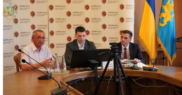 Керівникам ОТГ та РДА доручили посилити вакцинацію проти COVID-19 на територіях