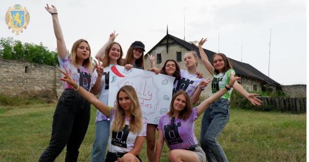 Англійською 24/7 : для молоді Львівщини провели мовний табір з розвагами та майстер-класами