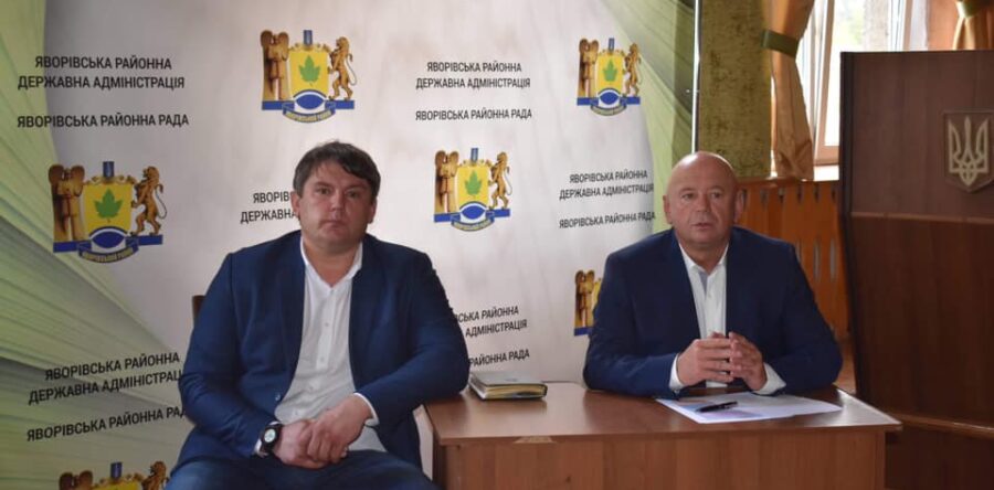 Ряд важливих питань обговорили з родинами загиблих Героїв Яворівщини