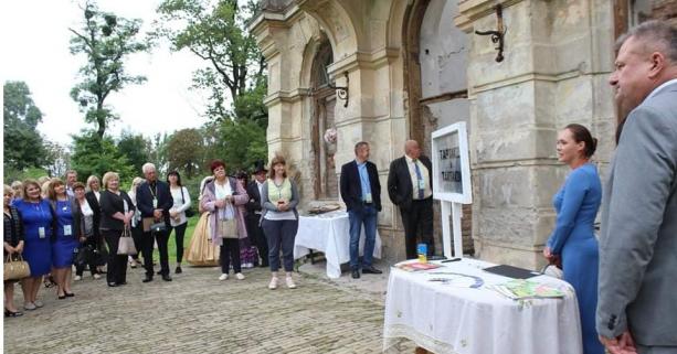 Сокальська ОТГ стала другою громадою в Україні, що приєдналася освітнього навчання «Лідер у Мені»