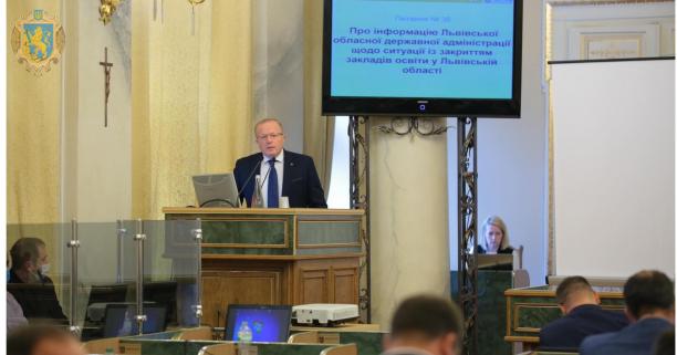 Після закриття та пониження у ступені шкіл, в області працює 1150 закладів середньої освіти