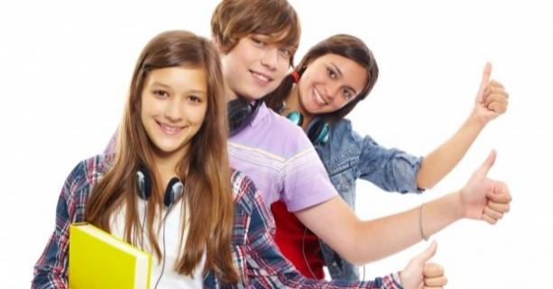 Старшокласників, які цікавляться юриспруденцією, запрошують до участі у конкурсі есе на соціально-правову тематику