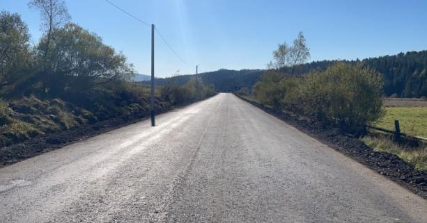 Майже 5 кілометрів автомобільної дороги, що веде до майбутнього пункту пропуску, асфальтували