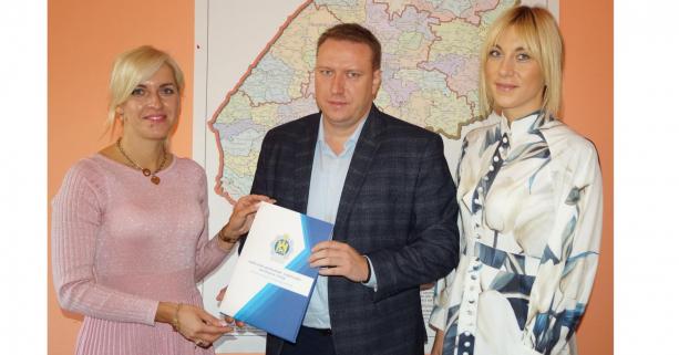 На Львівщині ініціювали розробку комплексної профілактичної програми щодо протидії торгівлі людьми