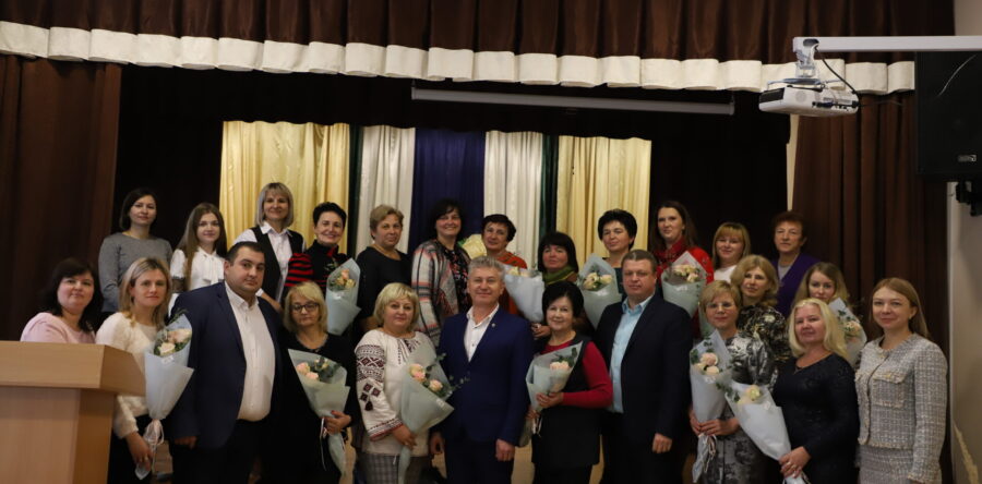 Працівників дошкільної освіти Яворівської громади привітали зі святом