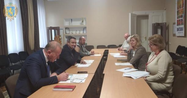 При департаменті освіти створили Раду директорів шкіл