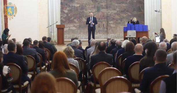 Майже 200 науковців отримали грошові премії від Львівської облдержадміністрації та Львівської облради