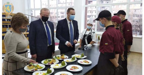 Організація якісного харчування у школах – тема першої зустрічі ради директорів