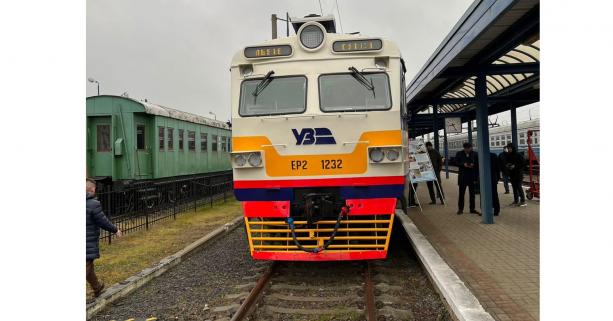 Зі Львова до Сянок курсуватиме модернізований інклюзивний поїзд