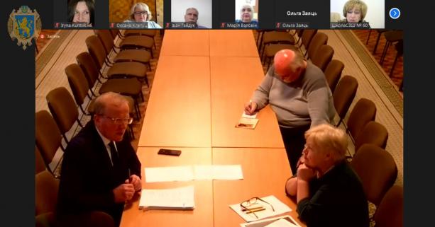 Формування мережі профільних ліцеїв обговорили із директорами шкіл