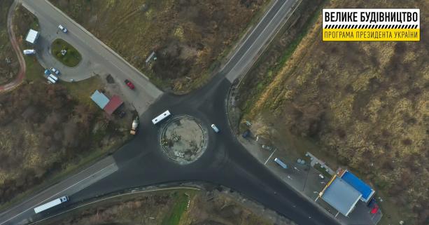 На перетині доріг поблизу Жовкви тривають роботи над транспортною розв’язкою