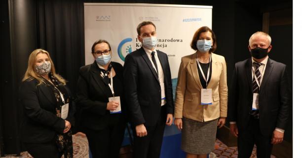 Орест Чемерис і Роман Шепеляк взяли участь у І міжнародній конференції з питань захворюваності, поширеності та вакцинації від ковіду